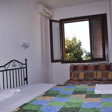 Agriturismo Rocca Su Moru *